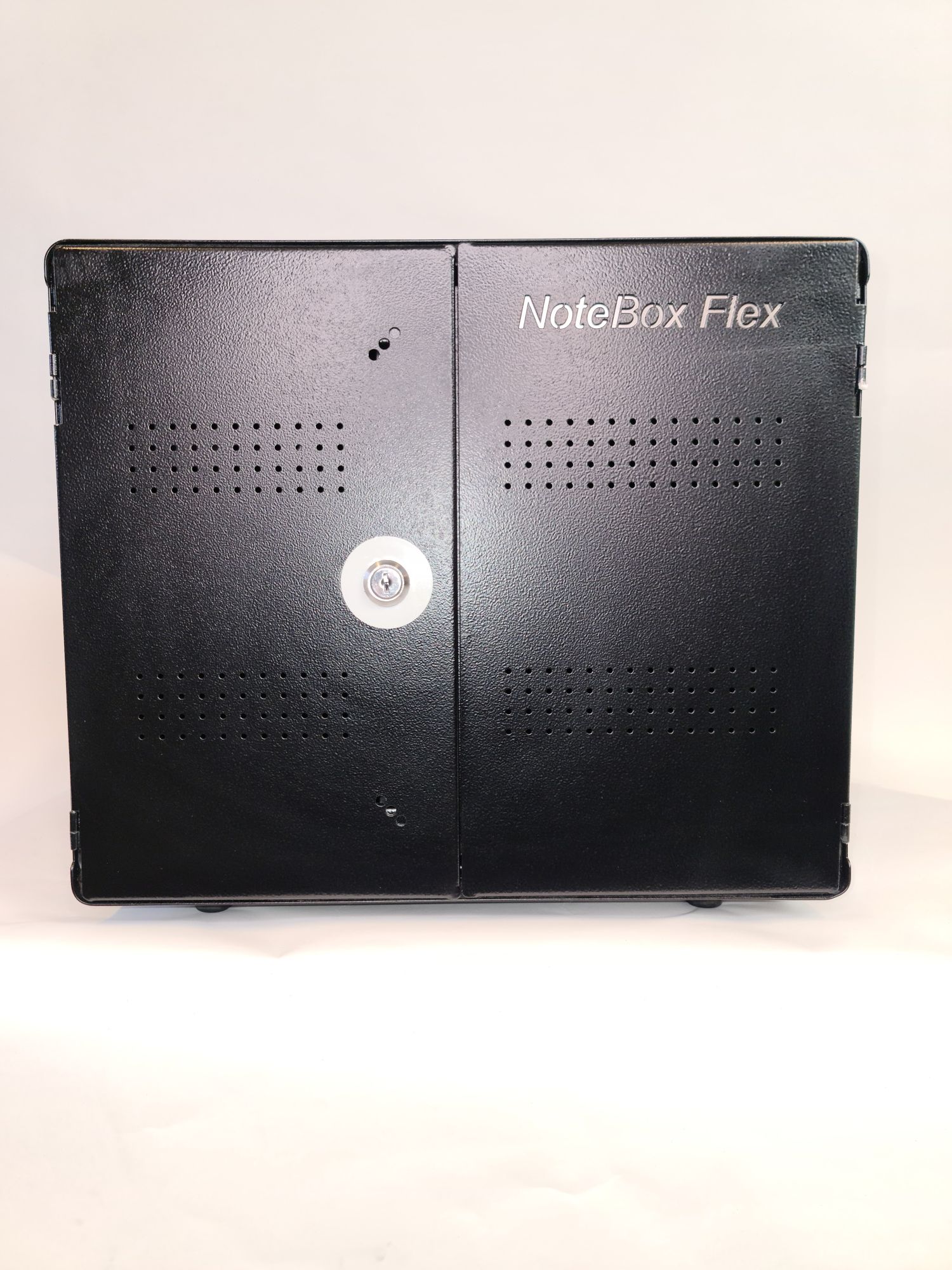 LEBA NoteBox 10 Tablet Ladeschrank | USB-C / 12W | Sync | 14" | schwarz | bulk | NBOX-A-10-CY-SC